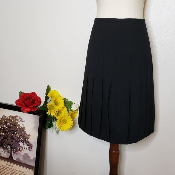 NEW Akris Punto Black Bubble Skirt Luxury Wool Pleated RARE Designer Lightweight - Picture 11 of 15